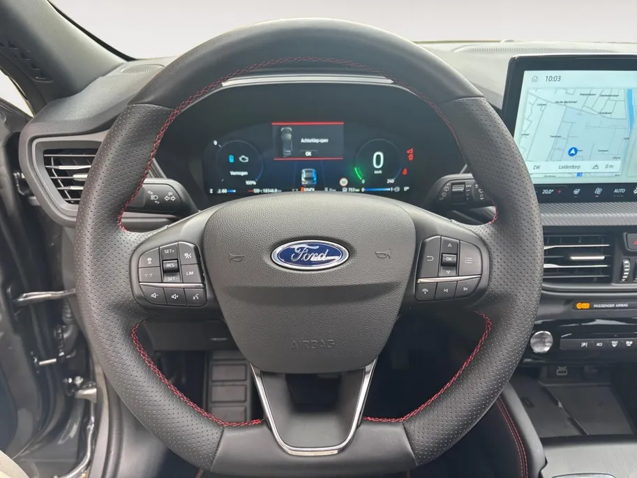 Ford Kuga 2.5 PHEV ST-Line | Trekhaak | Panoramadak | Winter pack | 360 camera