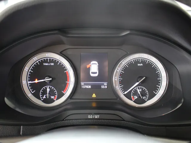 Škoda Karoq 1.0 TSI Clever Edition Android Auto / Apple Carplay | Climate Control | Stoelverwarming | PDC