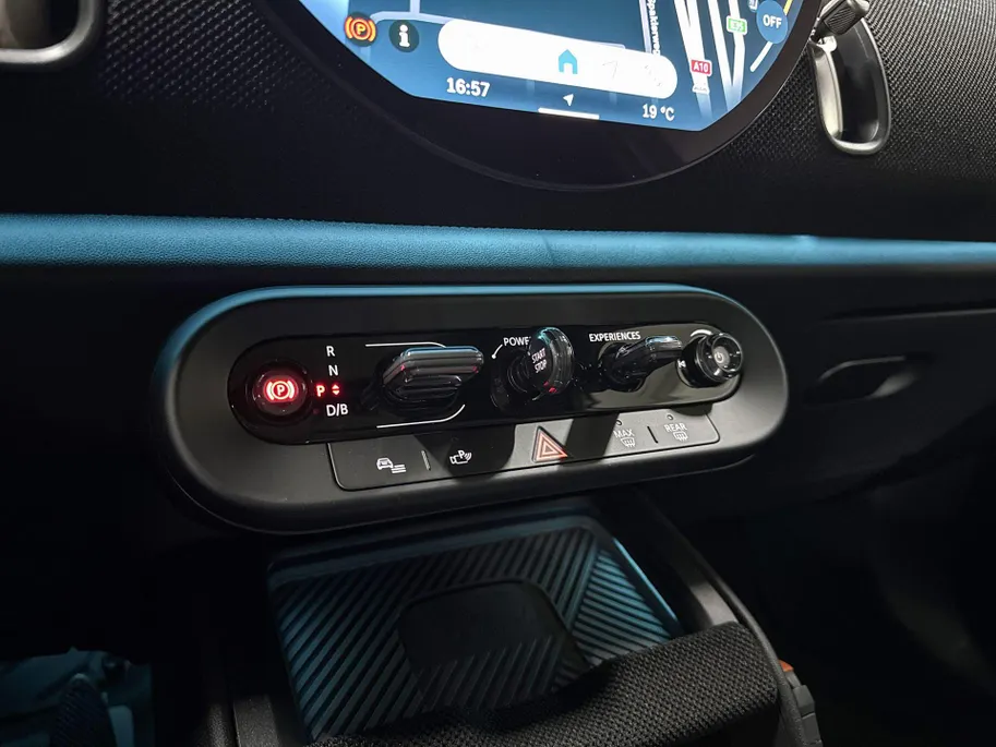 MINI Countryman Electric E John Cooper Works M