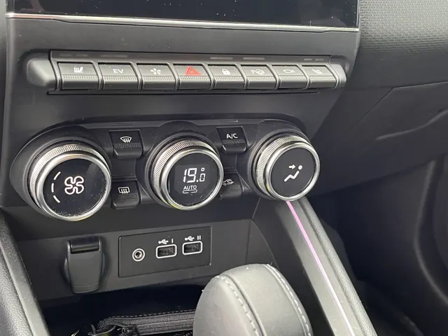 Mitsubishi Colt 1.6 HEV Instyle