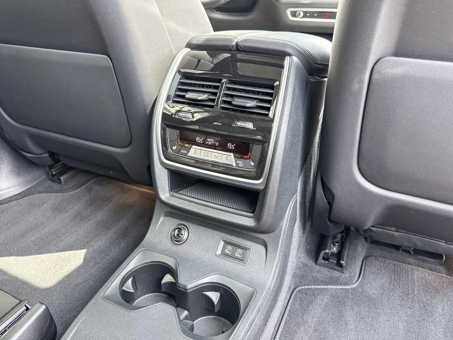 BMW X7 M60i xDrive