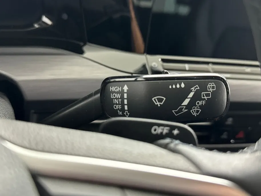 Volkswagen Golf 1.5 eTSI Style DSG Automaat | Panoramadak | Elektrische stoel | Adaptieve Cruise Control