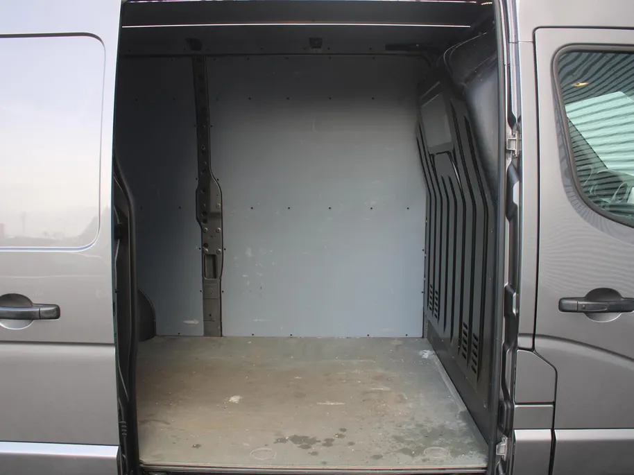Renault Master T33 2.3 dCi L2H2 Stop & Start | Automaat | Trekhaak | Camera | Airco | Navi | Cruise | 16' LM | PDC | Licht-/regensensor | Volledig betimmerd |