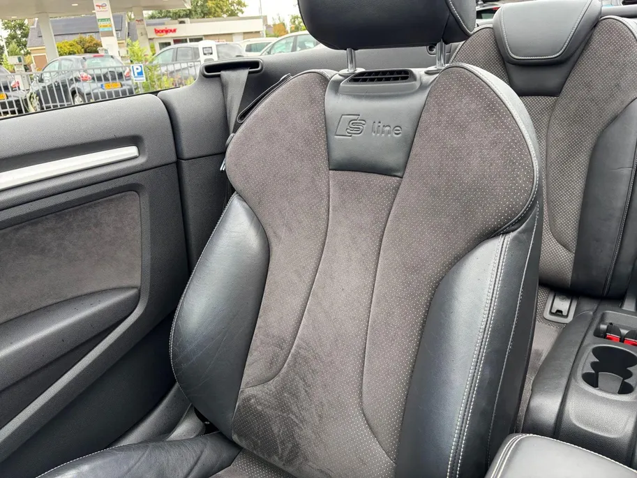 Audi A3 Cabriolet 1.4 TFSI CoD Sport Pro Line S *Automaat*Navigatie*Parkeersensoren*Climate Control*Cruise Control*Stoel/nekverwarming*All Season Banden*LM. Velgen*Zeer nette auto!