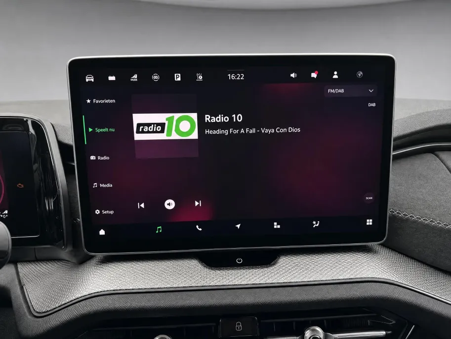 Škoda Kodiaq Sportline Business 1.5 TSI PHEV 150 kW / 204 PK SU V | Metallic Lak | Trekhaak wegklapbaar | 19'' Lichtmetalen Velgen | 2000,- inruilpremie!!