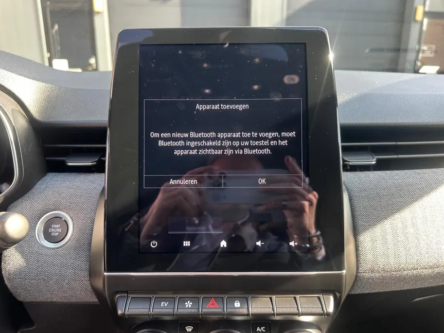 Renault Clio 1.6 E-Tech Full Hybrid 145 techno | Automaat | Navigatie | Apple Carplay & Android Auto | LMV | Cruise & Climate Control | Camera | Parkeersensoren | 12 Maanden BOVAG Garantie