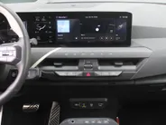 Kia EV5 GT-PlusLine 81.4 kWh | Schuifdak | Stuur-/stoelverwarming + ventilatie | Warmtepomp | 360 Camera | Geheugenstoel | Leer | HUD | LED | 19' LM |