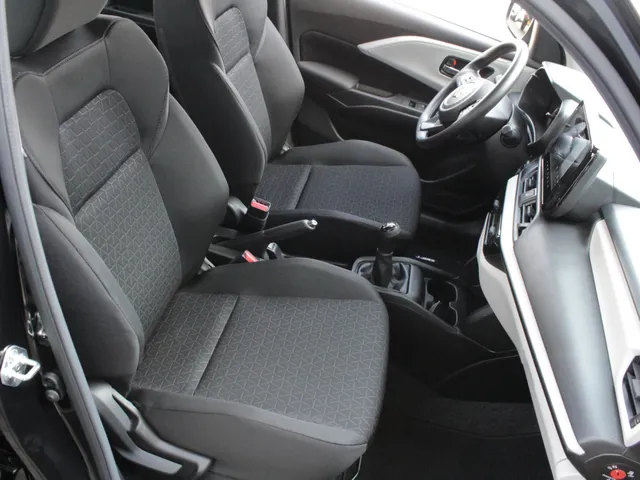 Suzuki Swift 1.2 Comfort Smart Hybrid | € 2200,- DEALERKORTING! | Alle kleuren leverbaar!