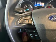 Ford Focus Wagon 1.0 Titanium 125 pk | Airco | Navigatie | LM Velgen | Dealer onderhouden!