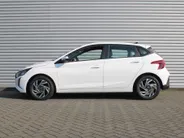 Hyundai i20 1.2 MPI Comfort | BTW Auto | Stuur-/stoelverwarming | Camera | Navi | Apple Carplay | Android Auto | Cruise | 16' LM | All seasons | Airco |