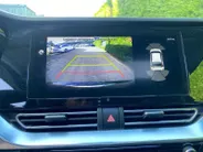 Kia e-Niro DynamicPlusLine 64 kWh Climate control | Stoel,- en stuurverwarming | Parkeercamera | Cruise control | Elek. schuif/kanteldak | 16 inch LM velgen |