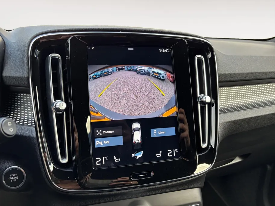 Volvo XC40 1.5 T4 Recharge Inscription | Adapt. Cruise Control | Achteruitrijcamera | Elekt. Achterklep | Apple Carplay/Android Auto |