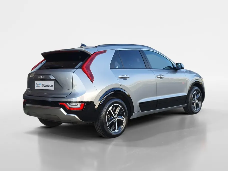 Kia Niro 1.6 GDi Hybrid DynamicPlusLine | Voorraadauto! | Stoel en stuurverwarming | Schuifdak | Parkeersensoren voor en achter | NU MET €3.000 inruilpremie en €1000 voorraadvoordeel!