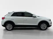 Volkswagen T-Roc 110PK TSI Style | Trekhaak 1300KG Trekgewicht | Navigatie | Cruise Control Adaptief | Climate Control | Camera | Parkeersensoren | Lichtmetalen Velgen | Armsteun |
