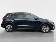 Kia e-Niro ExecutiveLine 64 kWh | Elektrische stoelverstelling | Stoelventilatie | JBL Audio systeem | Elektrisch schuifdak