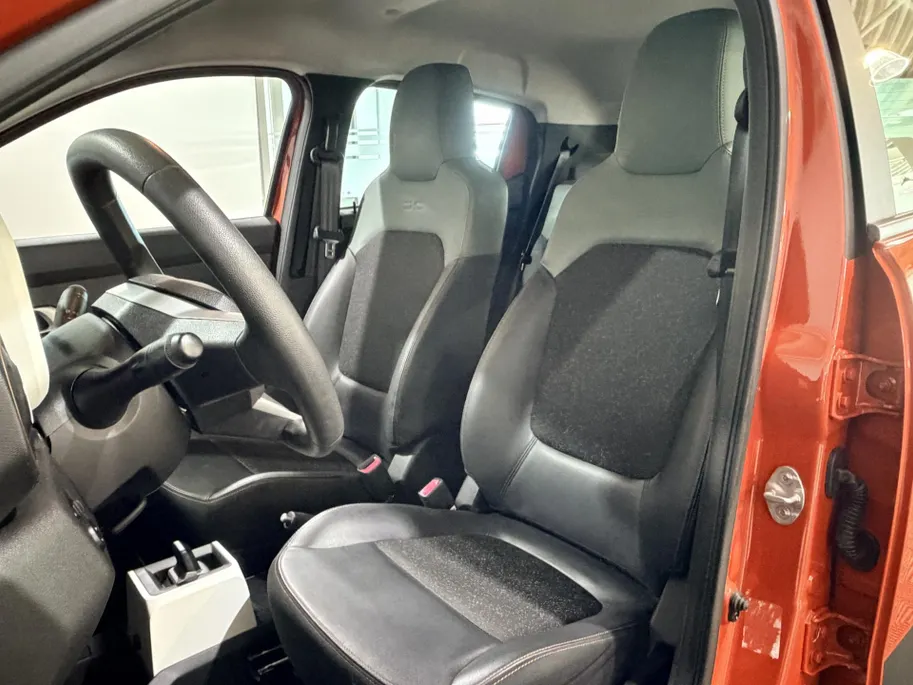 Dacia Spring Extreme 65PK 26.8 kWh Automaat | Snel Laden 40kW | Apple Carplay/Android Auto | Camera | Parkeersensoren Achter | Cruise Control | Navigatie | USB C | Bluetooth |