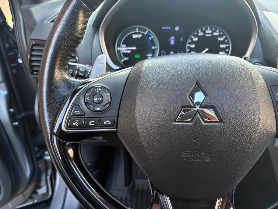 Mitsubishi Eclipse Cross 2.4 PHEV Instyle Trekhaak | Stoel verwarming | Achteruitrijcamera | Leder | Cruise control