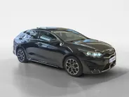 Kia ProCeed 1.0 T-GDi GT-Line 120 PK | Cruise Control | Climate & cruise control | Panoramadak | Stoel & stuurverwarming | Elektrische Kofferbak | Navigatie | Apple Carplay/Android Auto | Fabrieksgarantie | NAP