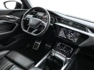 Audi Q8 Sportback e-tron 55 408pk Quattro S Edition 115 kWh · SOH 95,1% · Panoramadak · Luchtvering · 360 Camera · Elek. Voorstoelen ·