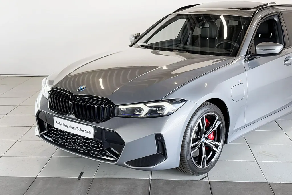 BMW 3 Serie Touring 330e