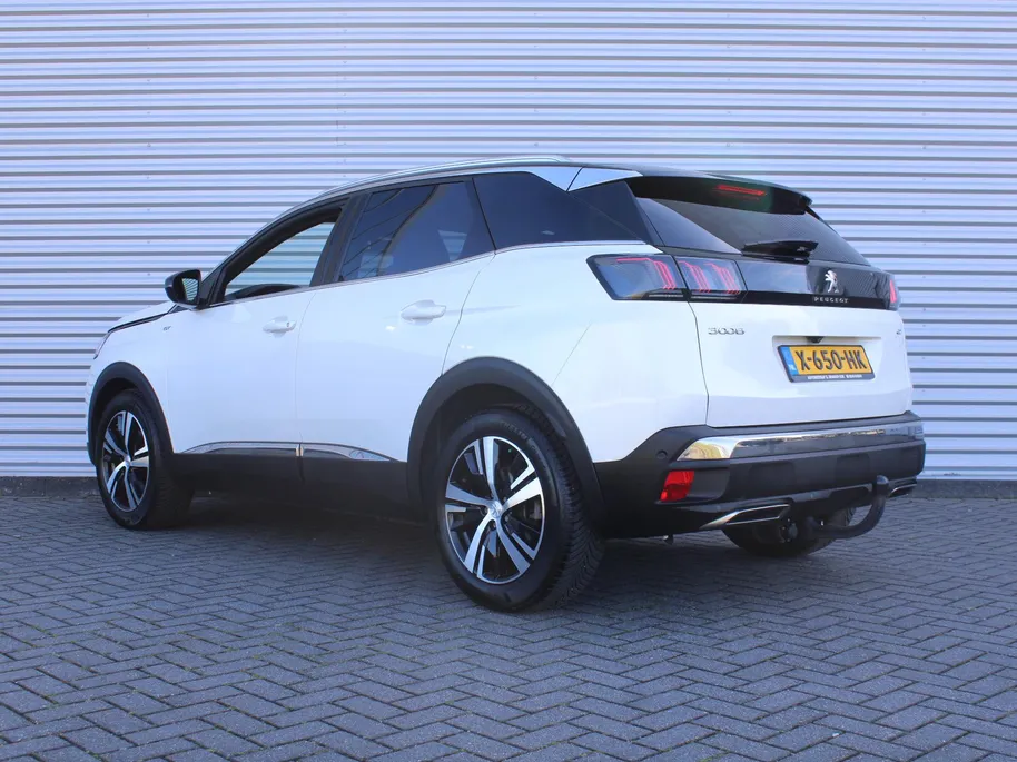 Peugeot 3008 1.2 PureTech GT | Trekhaak | Stoelverwarming | Cruise adapt. | Camera | Dodehoek detectie | 18' LM | Navi | Clima |