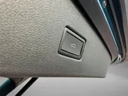 Volkswagen Tiguan 1.5TSI 110KW/150PK DSG Elegance Panoramadak · Trekhaak · Camera + Parkeersensoren ·