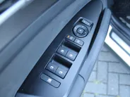 Kia Sportage 1.6 T-GDi Hybrid GT-Line | Trekhaak | Stuur-/stoelverwarming | Elek. stoelverstelling + achterklep | Schuifdak | 18' LM | Cruise adapt. | Camera |