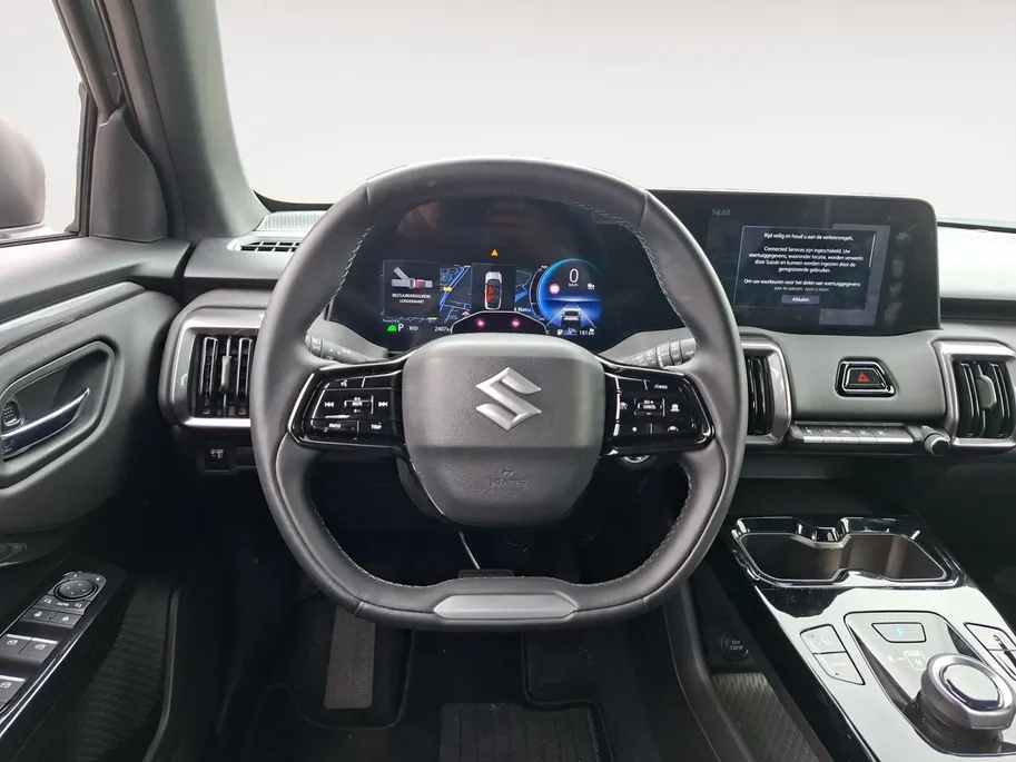 Suzuki e Vitara Select 61 kWh | DEMO | Direct leverbaar | Dodehoek detectie | Navigatie | Adaptieve cruise control