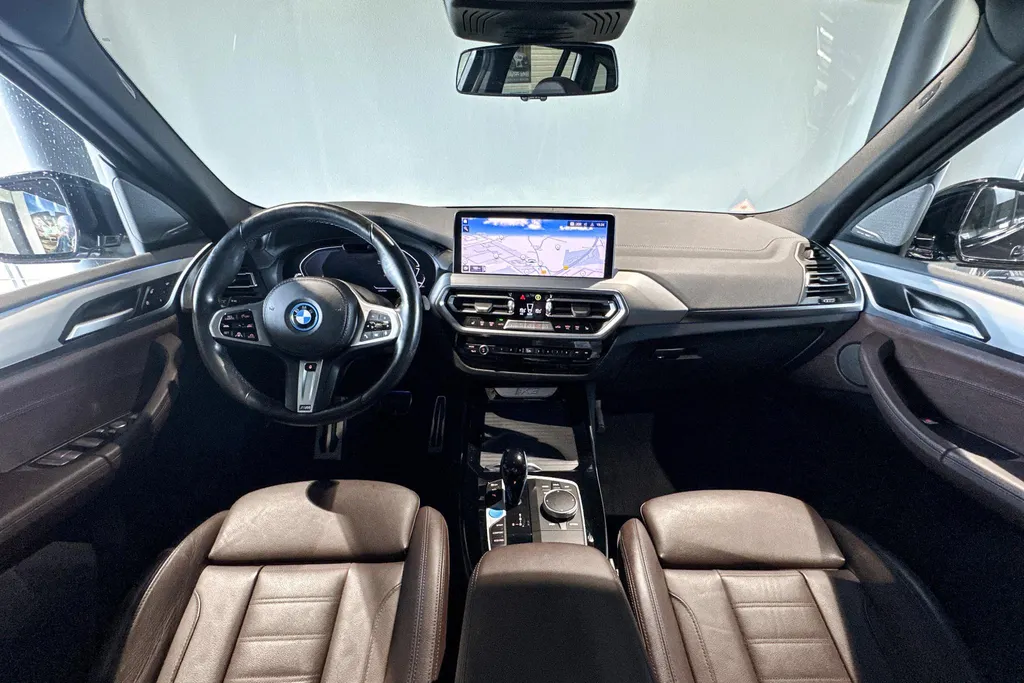 BMW iX3 High Executive