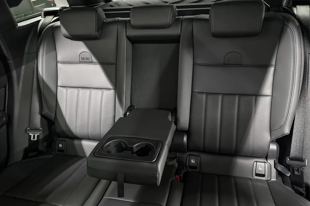 MINI Countryman S JCW ALL4 John Cooper Works XL