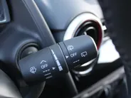 Mazda 2 1.5 Skyactiv-G Sportive | Airco | Cruise | PDC | 16' LM | Camera | 1e eigenaar | Zeer weinig km |