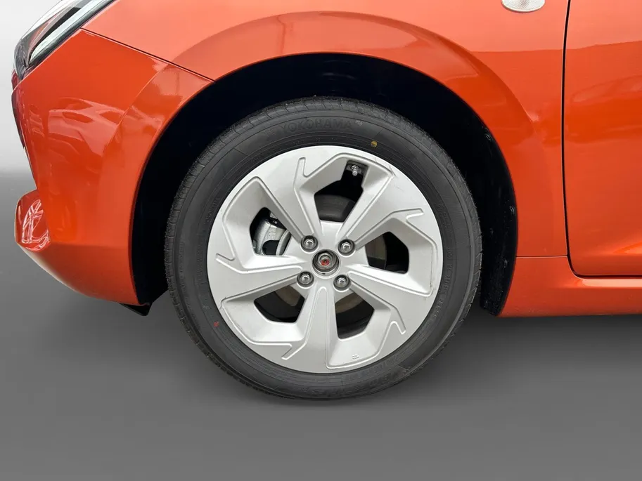 Suzuki Swift 1.2 Select Smart Hybrid | Actiekorting €2200,- | Private Lease vanaf €299,- p/m | Beperkte Voorraad  | 6 speakers | Lederen stuurwiel | Stoelverwarming |