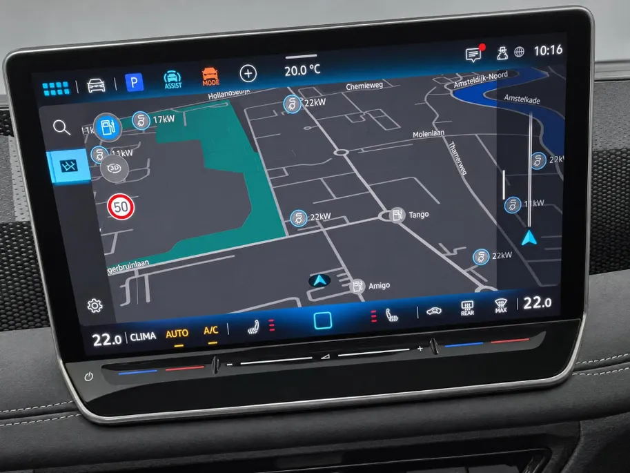 Volkswagen Tiguan 1.5 eTSI 130pk DSG Life Edition · 360 Camera · Inklap. Trekhaak · Dodehoeksensor · Apple/Android Car Play · Parkeerassistent ·
