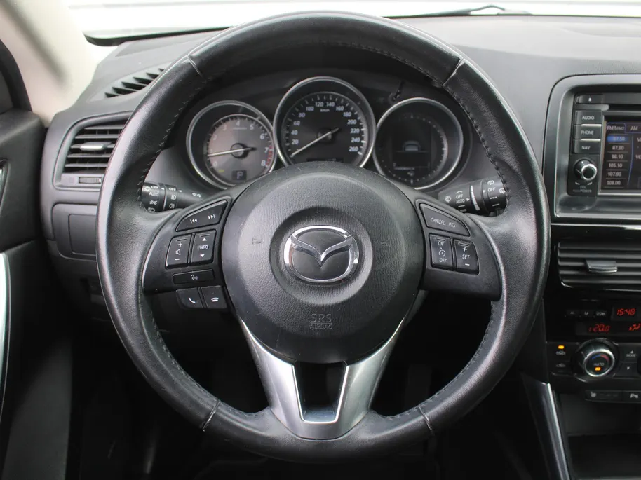 Mazda CX-5 2.0 GT-M 4WD | Stoelverwarming | 19' LM | Clima | Navi | Leer | Cruise | Camera | Xenon | Volledig dealer onderhouden! | Zeer nette auto |