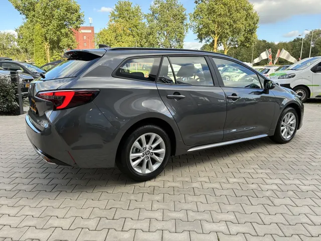 Toyota Corolla Touring Sports Hybrid 140 Active | Carplay | Camera | Adap. Cruise |