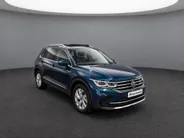 Volkswagen Tiguan 1.4 TSI 245pk DSG eHybrid Elegance · Panoramadak · Camera · Apple/Android Car Play · Dodehoek Detectie · 18'' Inch ·