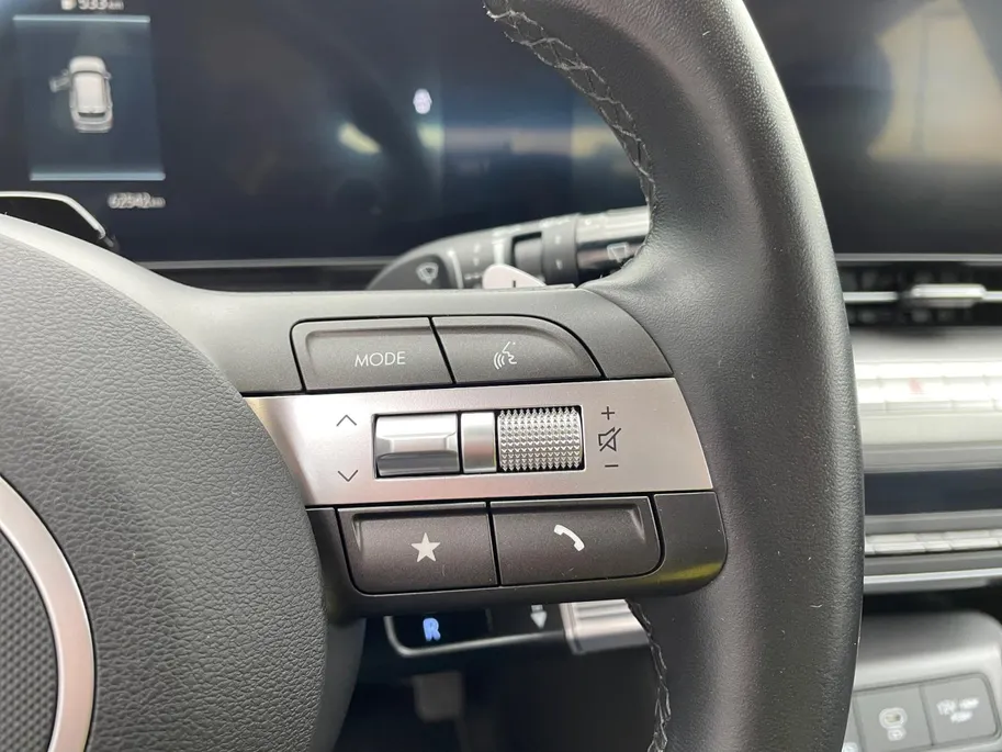 Hyundai Kona 1.6 GDI HEV Comfort | Navigatie | Adaptive cruise control | Climate control | Apple Carplay & Android Auto | Achteruitrijcamera | Parkeersensoren voor & achter |
