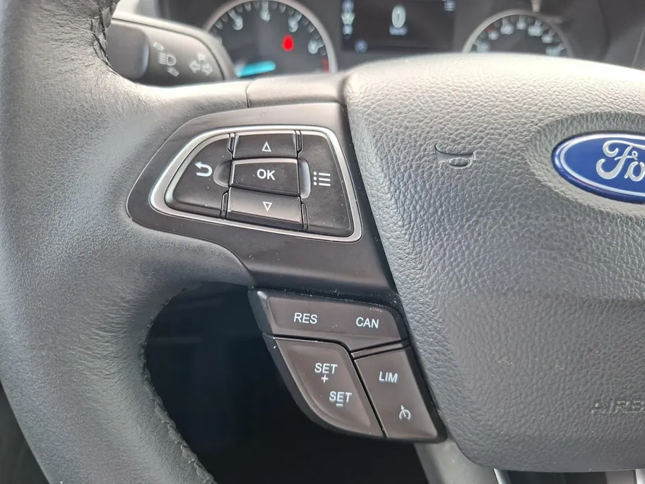 Ford EcoSport 1.0 EcoBoost Trend Ultimate | NL Auto | Privacy Glass | Navigatie | Zwarte Lichtmetalen velgen | Parkeersensoren | Cruise Control