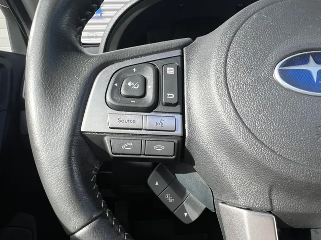 Subaru Forester 2.0 Premium Automaat | Trekhaak | All Season Banden | Elek. Schuif/Kantel Dak |17' LM Velgen | Navigatie