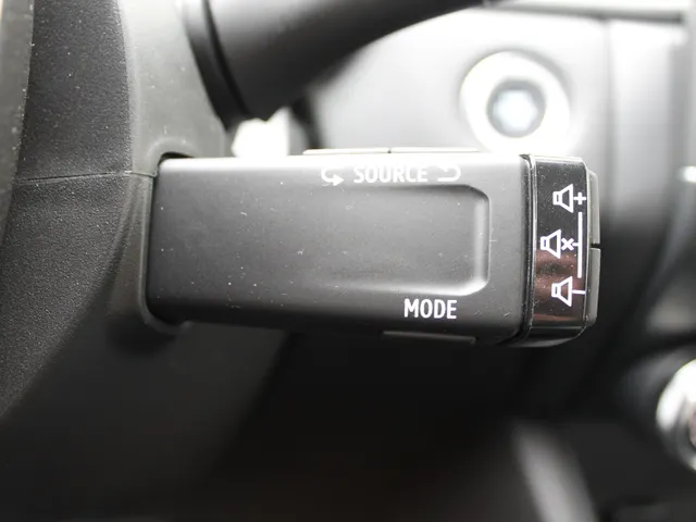 Renault Captur 1.6 E-Tech Hybrid 145 Zen | automaat | hybride | navigatie | achteruitrijcamera