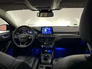 Ford Focus Wagon 1.5 EcoBoost Vignale | 182 PK | Trekhaak afneembaar | Winter Pack | Family Pack | Comfort Pack | Parking Pack |