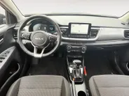 Kia Stonic 1.0 T-GDi MHEV DynamicPlusLine Dealer onderhouden | Automaat | Stuur + stoelverwarming | Climate control | Privacy glass |