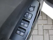 Kia Picanto 1.0 CVVT ComfortLine Navigator | Camera | Navi | Airco | Dealeronderhouden | Apple CarPlay/Android Auto | All seasons |