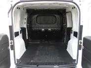 Fiat Doblò Cargo 1.6 MJ L1H1 S Trekking | Navi | Cruise | Airco | Parkeersensoren achter | Apple Carplay/Android Auto | Dealeronderhouden |