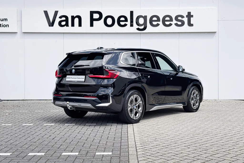 BMW iX1 xDrive30