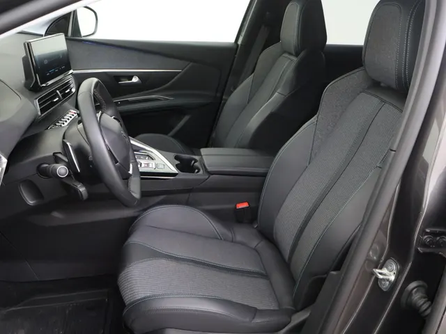 Peugeot 3008 1.6 Hybrid 300pk 4WD Allure Pack Business Plug-in Hybrid