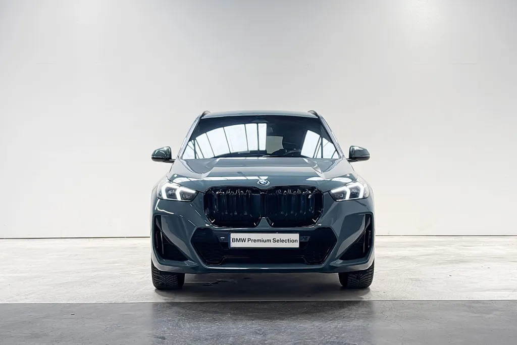 BMW iX1 xDrive30 Launch Edition M Sportpakket