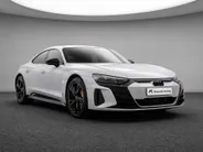 Audi e-tron GT GT 93 kWh 476pk · SOH 92% · Glazendak · 360 Camera · Luchtvering · Stoelventilatie · B&O Audio · Matrix LED · 20'' Inch ·