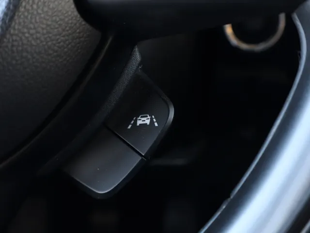 Suzuki Swift 1.2 Style Smart Hybrid | Navigatie | Stoelverwarming