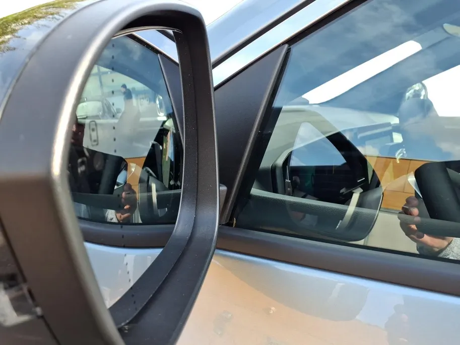 Renault Espace E-Tech full hybrid 200 techno 7p. Apple Carplay/Android Auto , cruise control adaptief , achteruitrijcamera , elektrisch bedienbare achterklep , navigatie google , lichtmetalen velgen 19'
